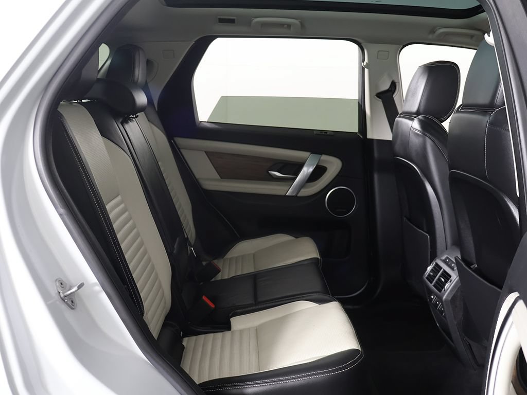 Used 2020 Land Rover Discovery Sport S R-Dynamic AWD/4WD image 33