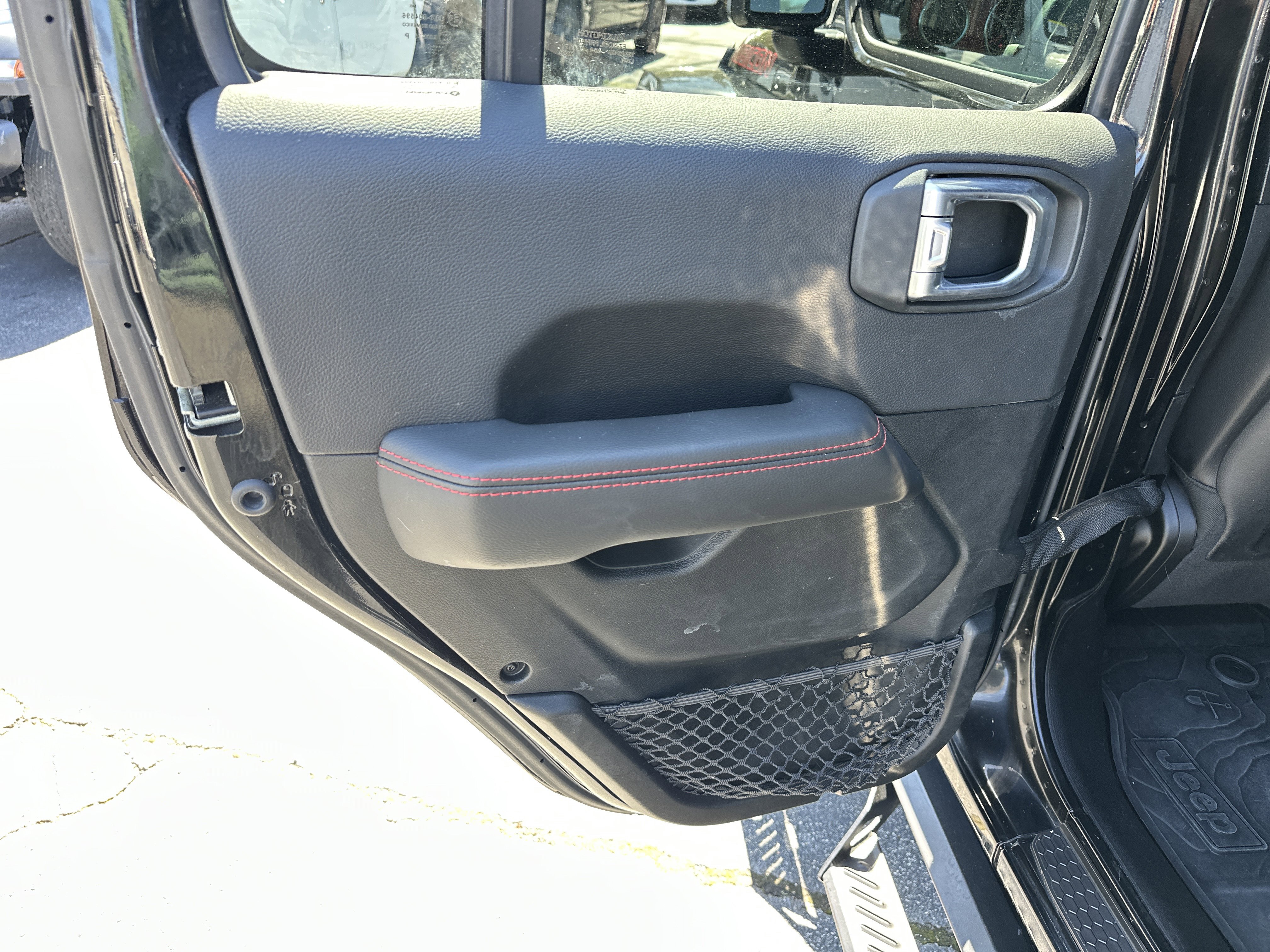 Used 2020 Jeep Wrangler Unlimited Rubicon image 25