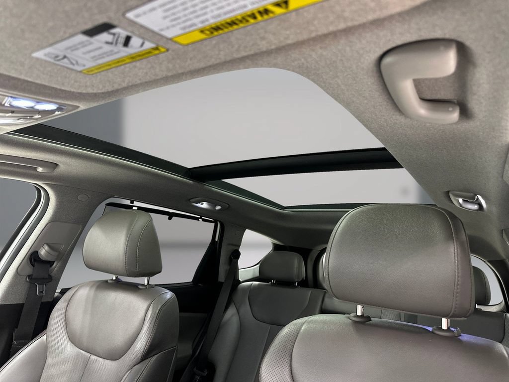 Used 2020 Hyundai Santa Fe Limited FWD image 17