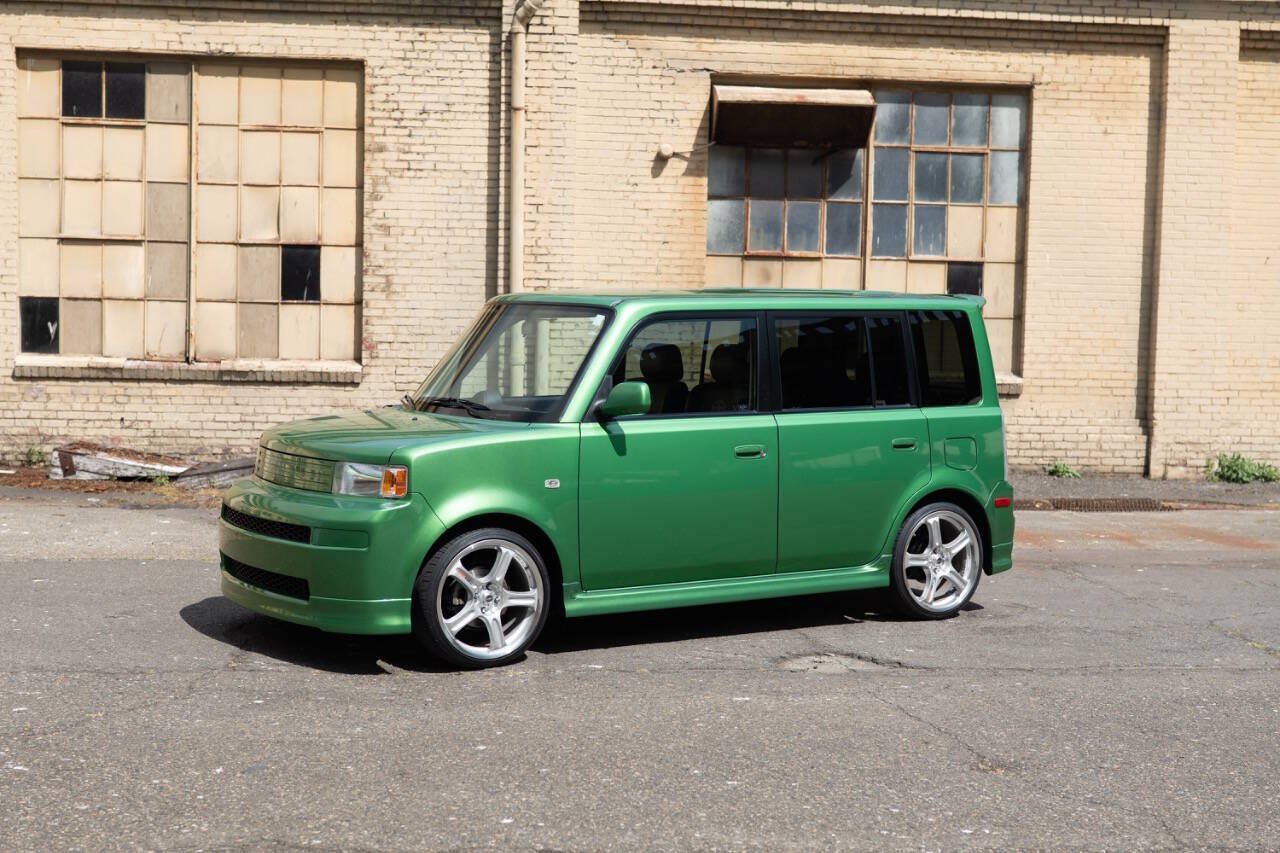 Used 2006 Scion xB FWD image 5