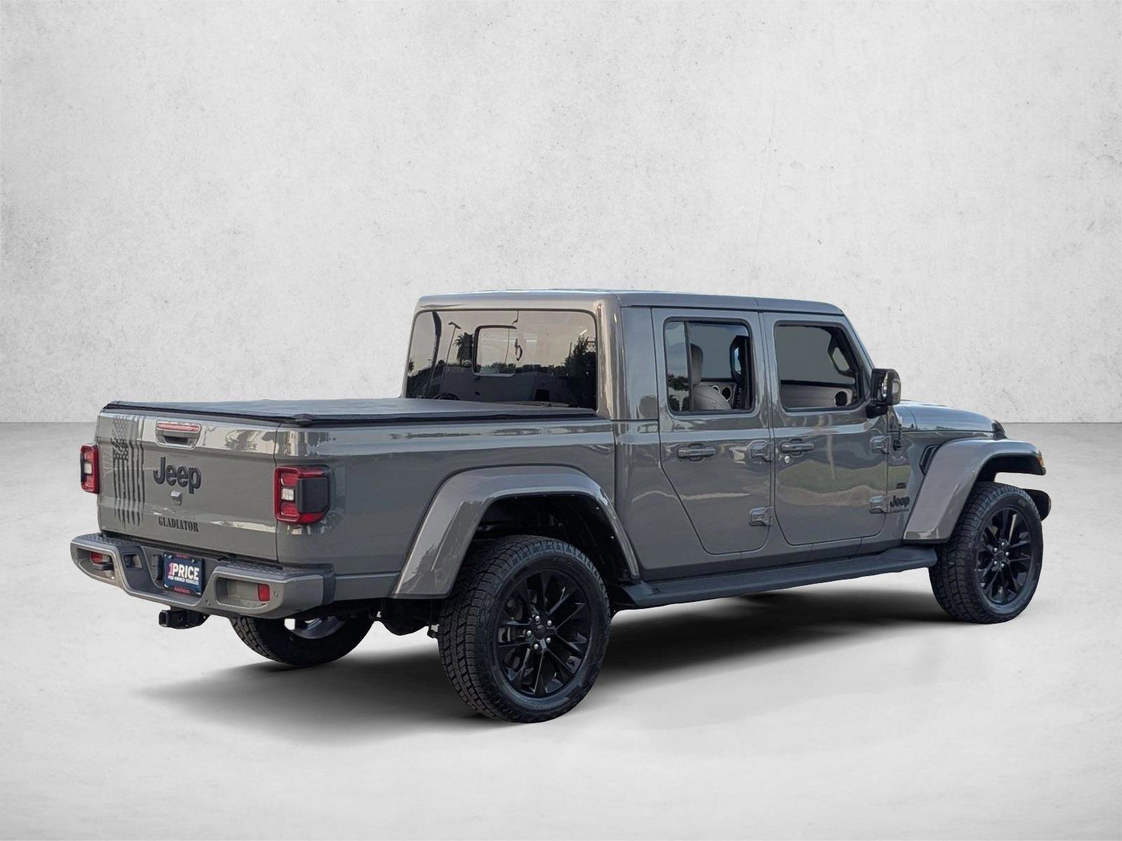 Used 2022 Jeep Gladiator Overland AWD/4WD image 5