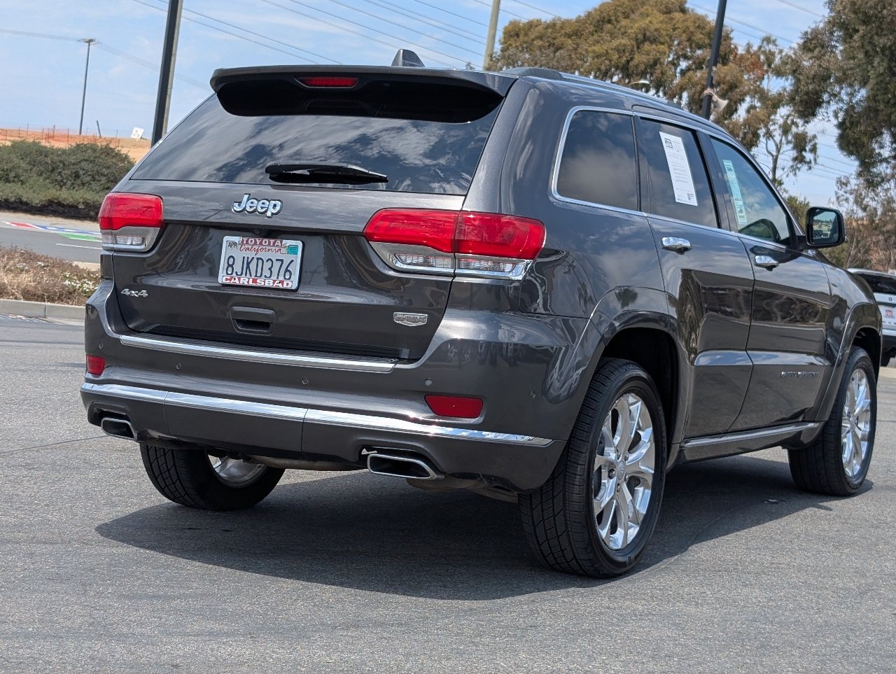 Used 2019 Jeep Grand Cherokee Summit AWD/4WD image 13