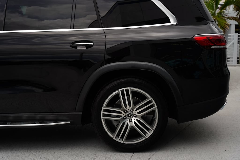 Used 2023 Mercedes-Benz GLS 450 4MATIC image 13