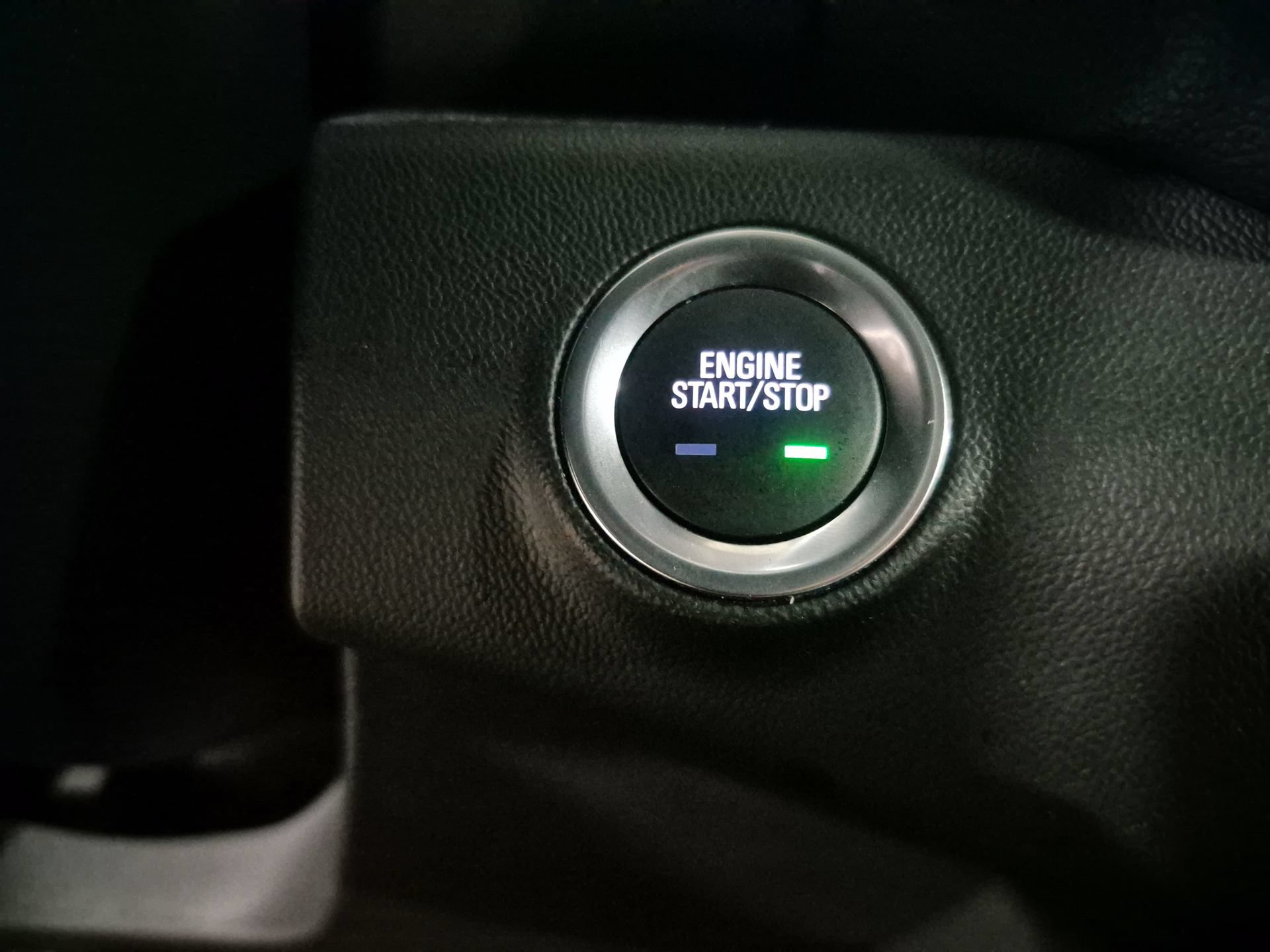 Used 2024 GMC Terrain SLT AWD/4WD image 18
