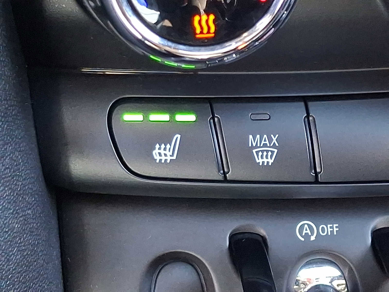 Used 2019 MINI Cooper 2-Door Hardtop image 24