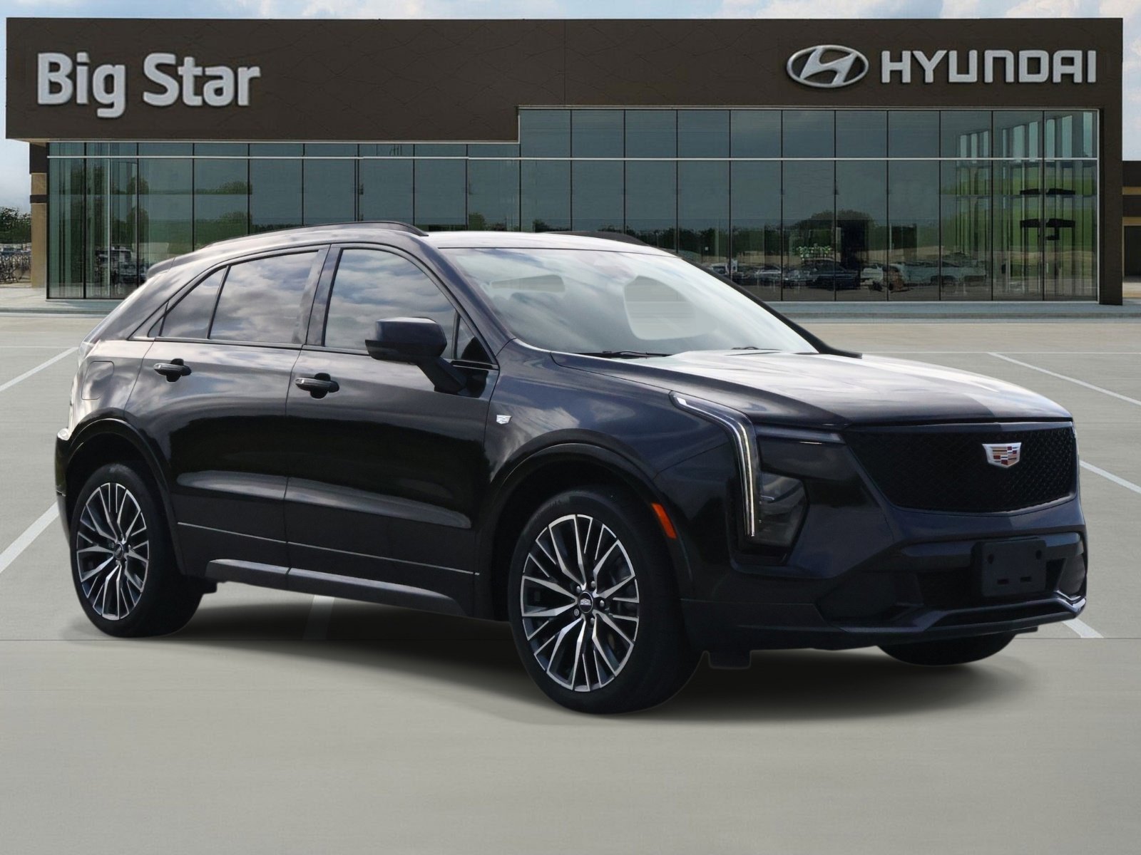 Used 2024 Cadillac XT4 Sport image 6