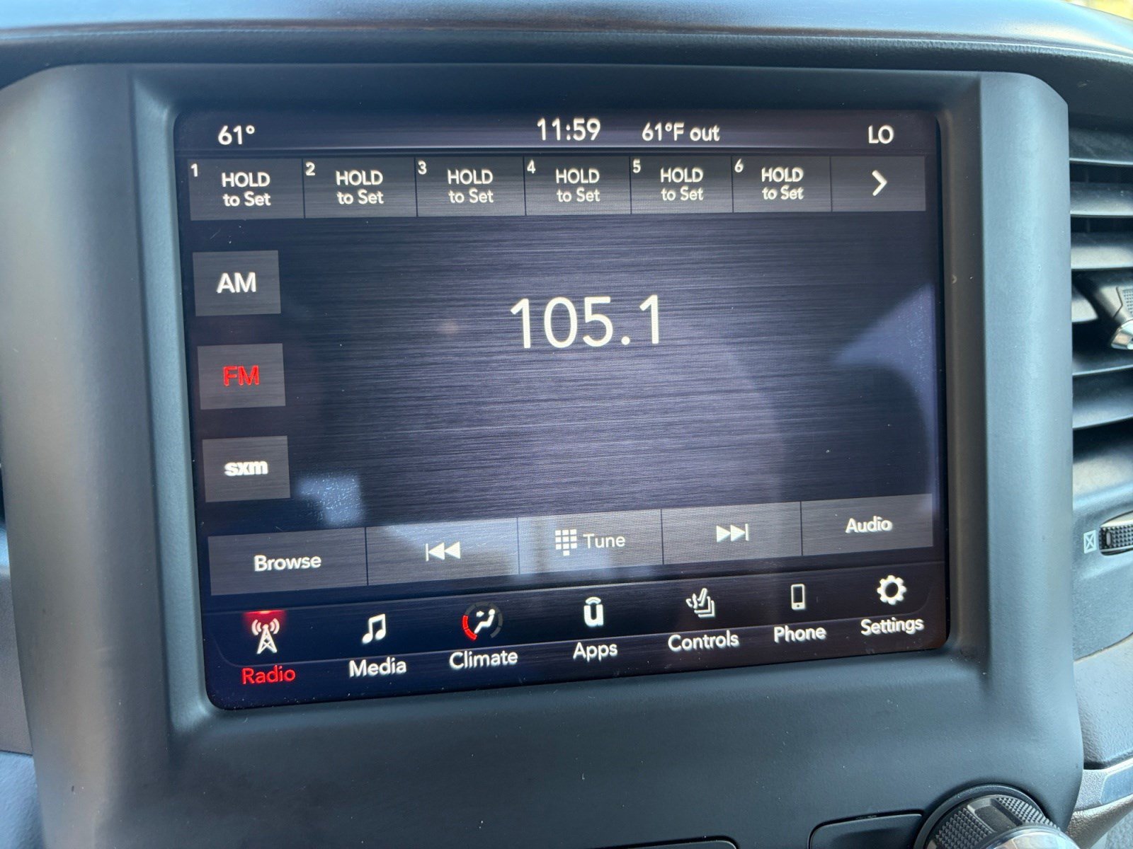 Used 2021 RAM 1500 Laramie AWD/4WD image 18