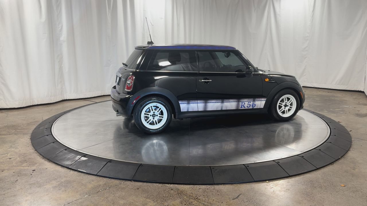 Used 2013 MINI Cooper Hardtop image 9