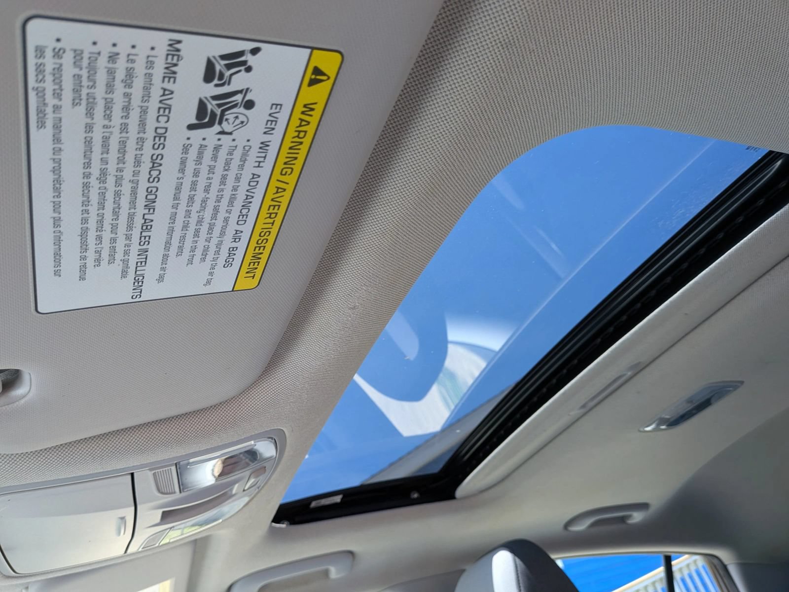 Used 2020 Hyundai Ioniq SEL FWD image 41