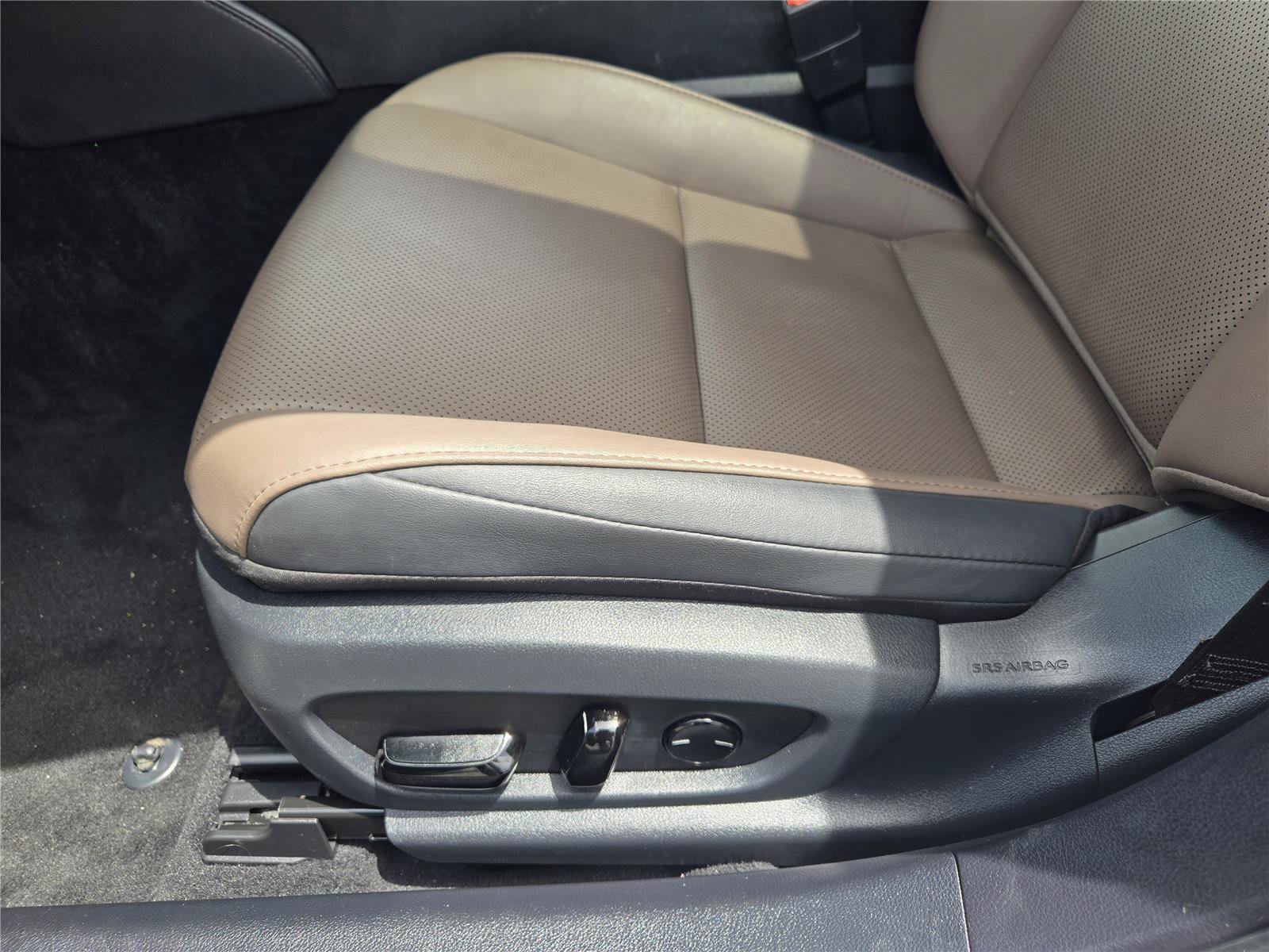 Used 2023 Lexus ES 350 w/ Premium Package FWD image 22