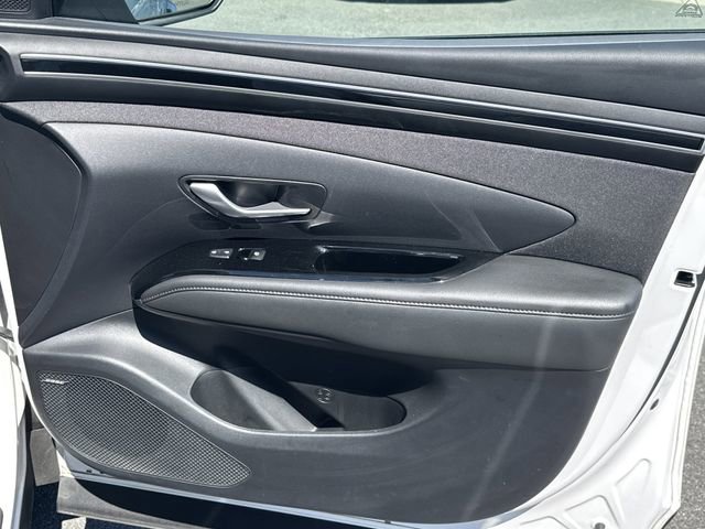 Certified 2022 Hyundai Tucson Limited w/ Cargo Package image 14