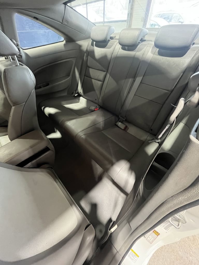 Used 2010 Honda Civic EX-L image 6