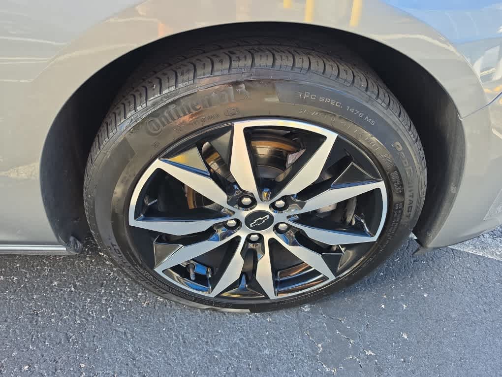 Used 2024 Chevrolet Malibu RS FWD image 19