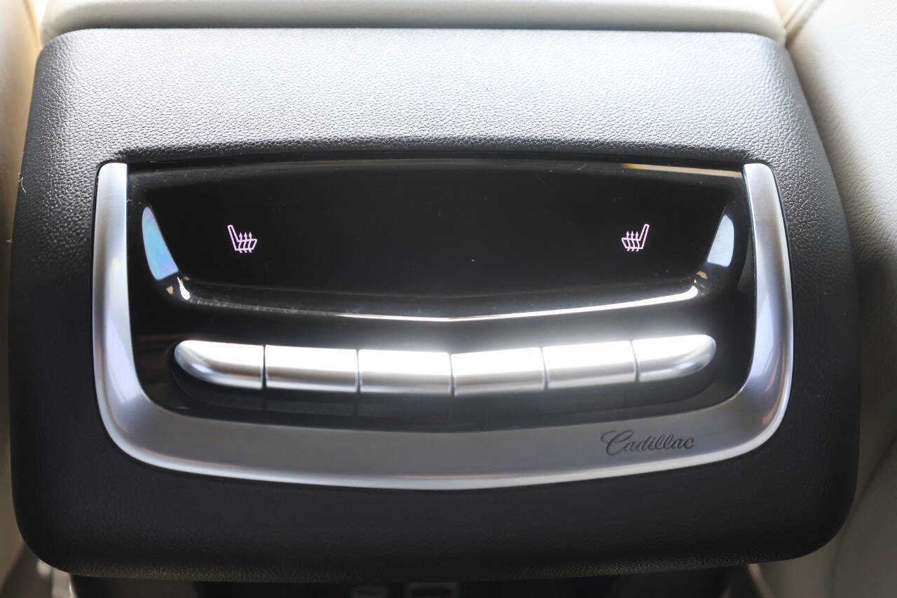 Used 2020 Cadillac XT6 Sport AWD/4WD image 23