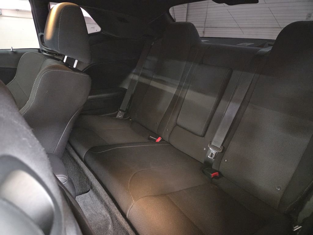 Used 2015 Dodge Challenger R/T Scat Pack w/ Scat Pack Stripe Group image 23