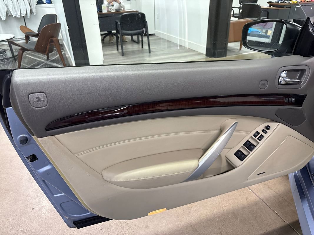 Used 2013 INFINITI G37 Sport w/ Premium Pkg image 32