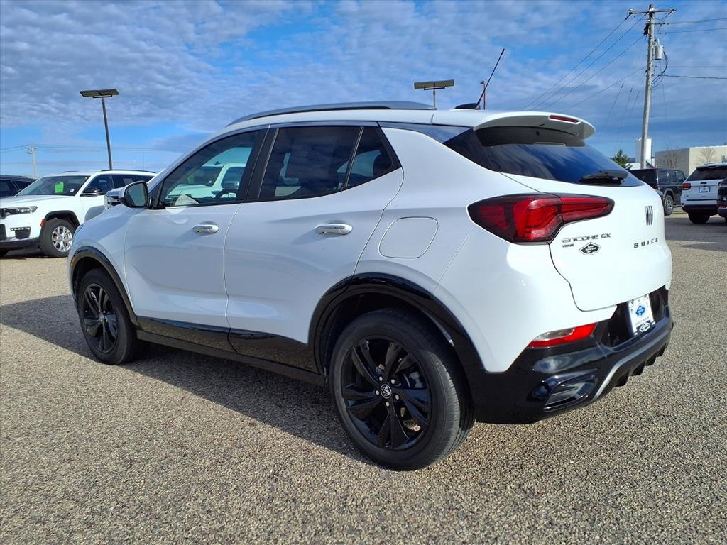 Used 2024 Buick Encore GX Sport Touring image 5