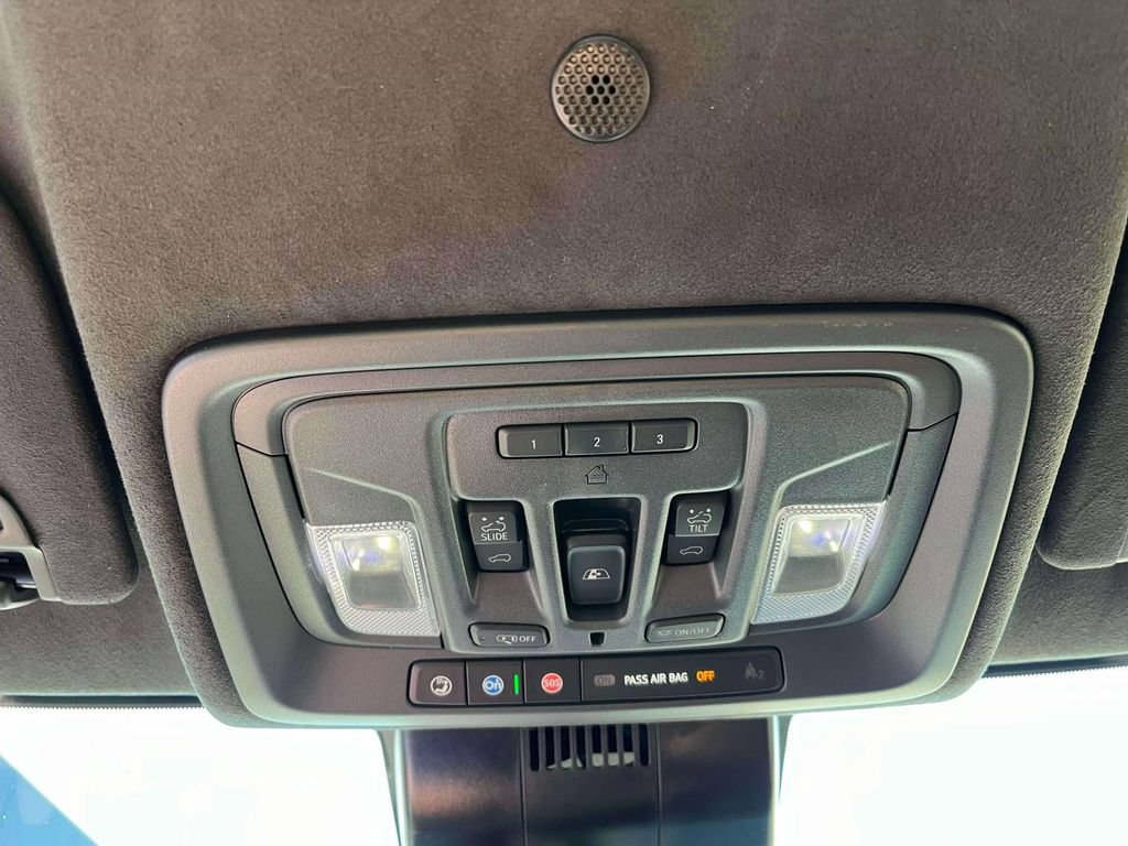 Used 2025 GMC Sierra 2500 Denali Ultimate AWD/4WD image 35