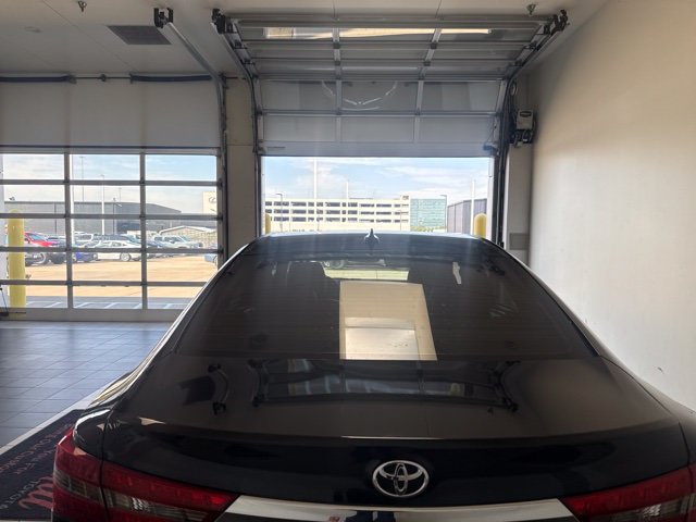 Certified 2018 Toyota Avalon Limited FWD image 8