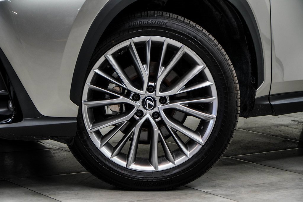 Used 2024 Lexus NX 300h AWD w/ Luxury Package image 3