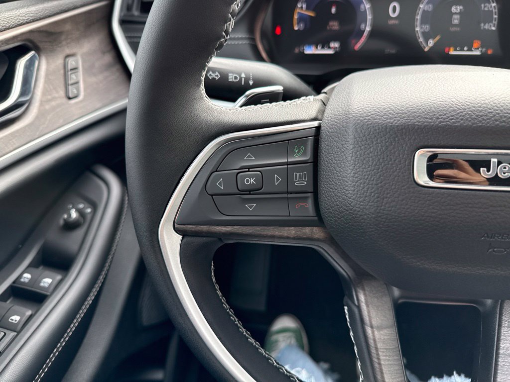 New 2027 Jeep Grand Cherokee Limited AWD/4WD image 35