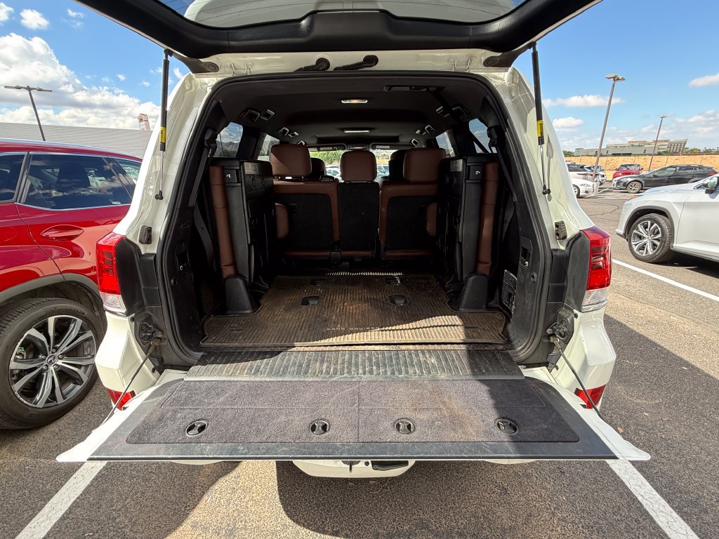 Used 2016 Toyota Land Cruiser AWD/4WD image 13