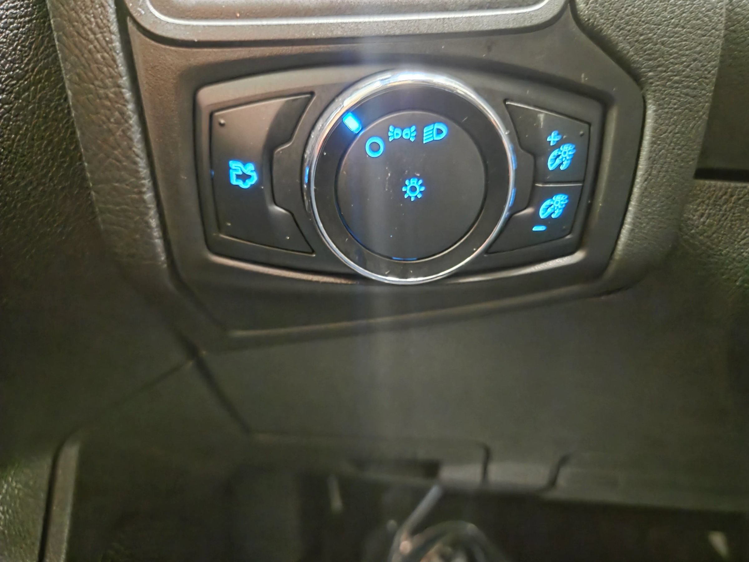 Used 2014 Ford Focus S FWD image 20