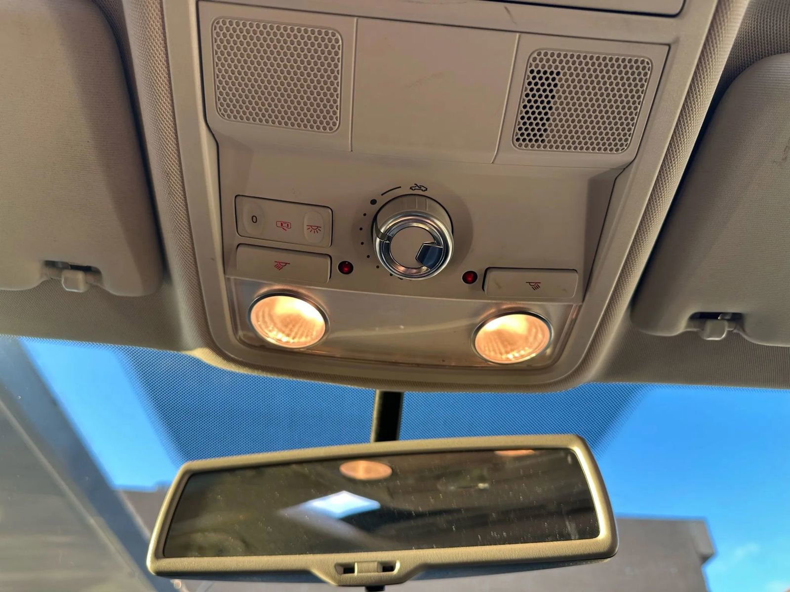 Used 2013 Volkswagen Passat 2.5 SE image 46