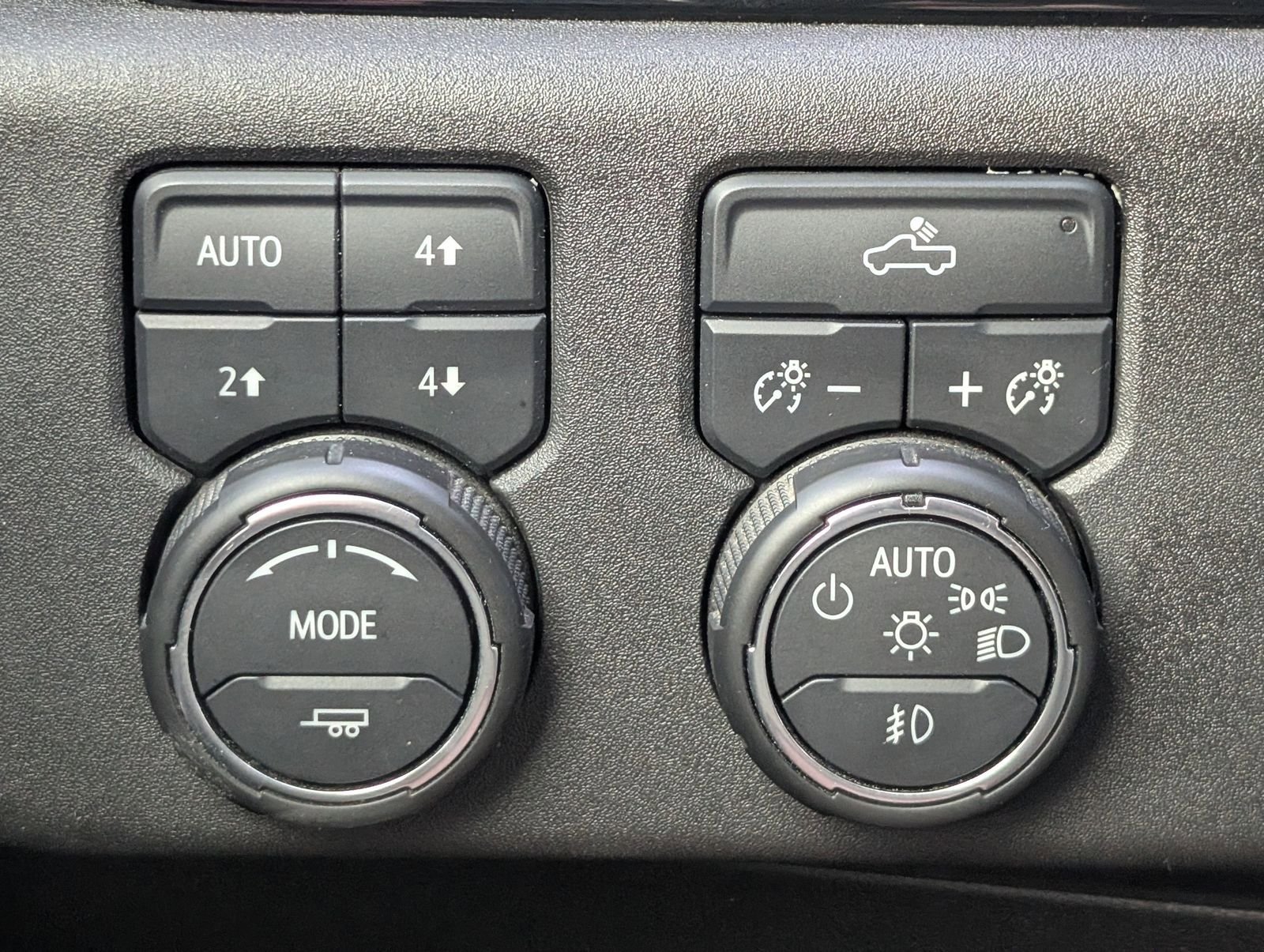 Used 2023 Chevrolet Silverado 1500 RST AWD/4WD image 22
