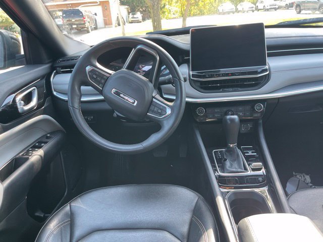 Used 2024 Jeep Compass Limited AWD/4WD image 8