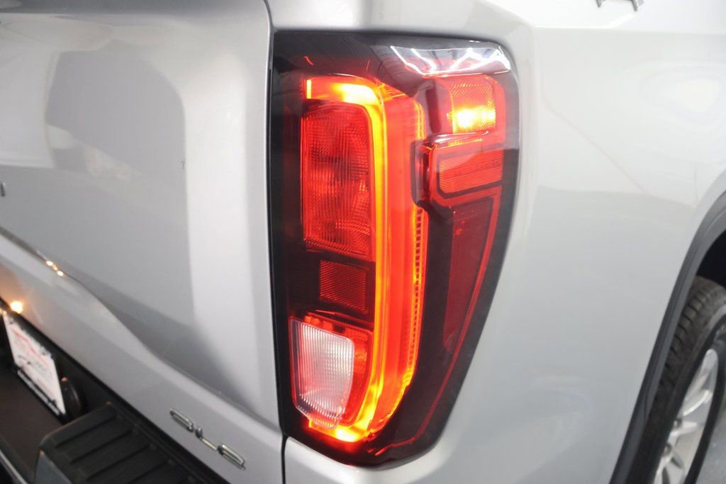 Used 2021 GMC Sierra 1500 SLE image 28