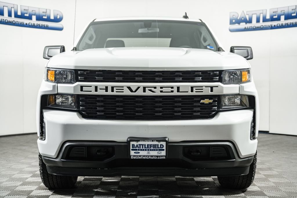 Used 2019 Chevrolet Silverado 1500 Custom w/ Custom Convenience Package image 2