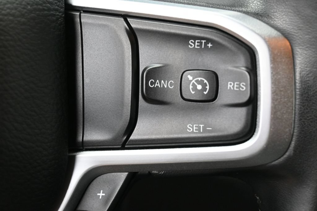 Used 2019 RAM 1500 Big Horn AWD/4WD image 18