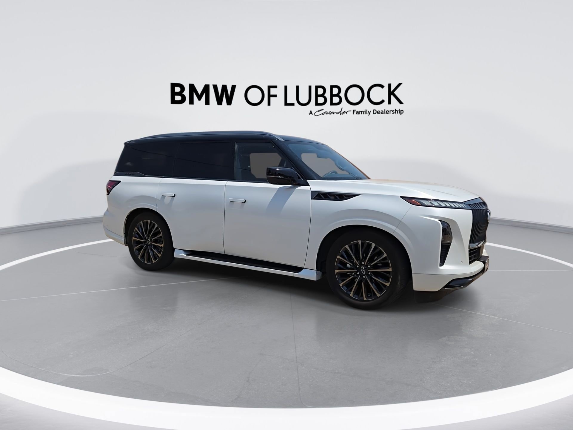 Used 2025 INFINITI QX80 Autograph AWD/4WD image 2