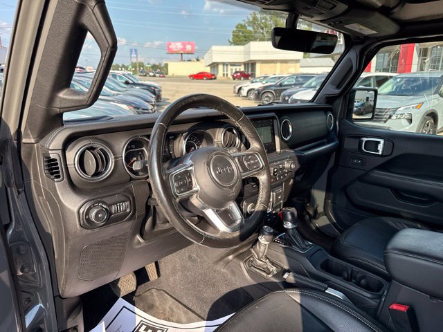 Used 2019 Jeep Wrangler Unlimited Sahara w/ Quick Order Package 24M Moab AWD/4WD image 11
