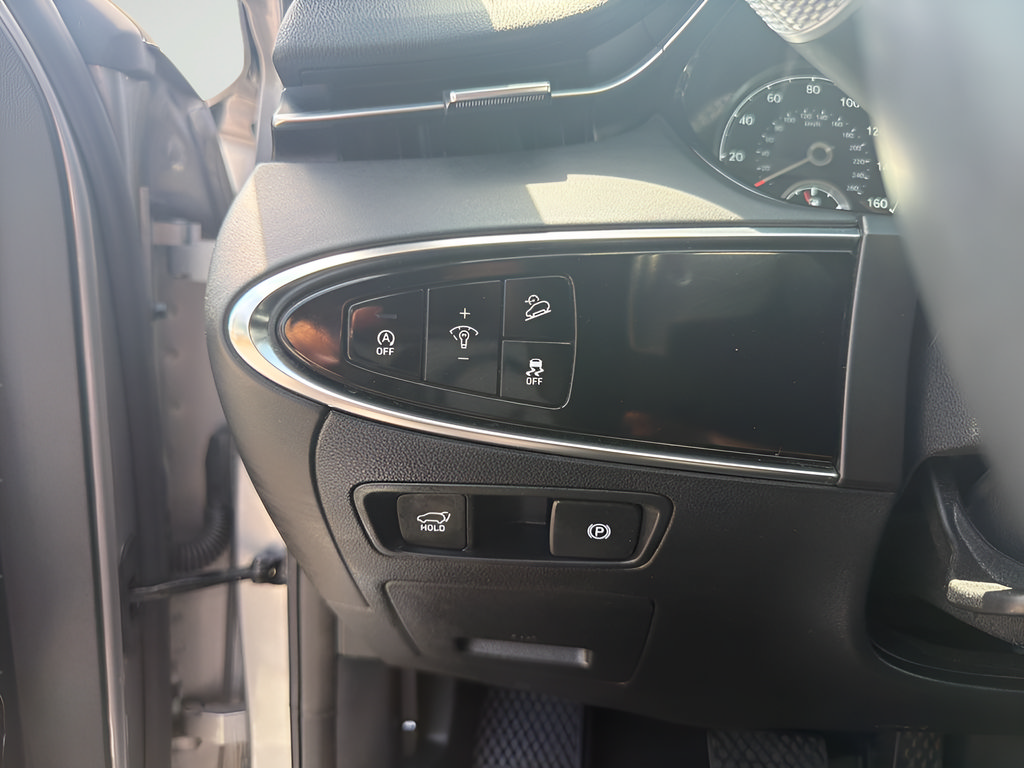 Used 2025 Genesis GV70 2.5T AWD/4WD image 34