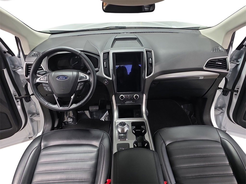 Used 2024 Ford Edge SEL image 9