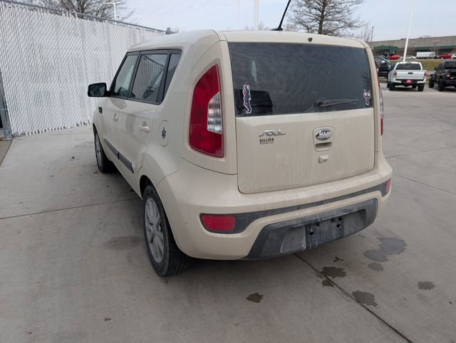 Used 2013 Kia Soul + w/ Audio Pkg image 13
