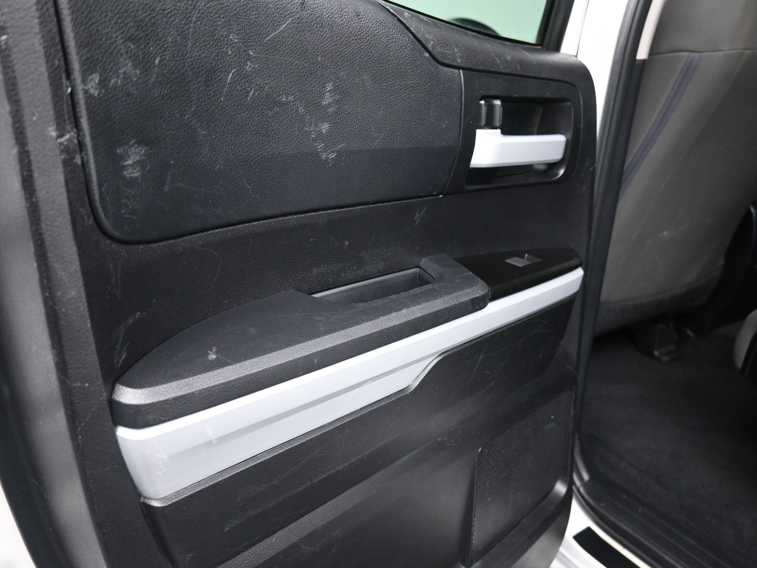 Used 2018 Toyota Tundra SR5 image 20