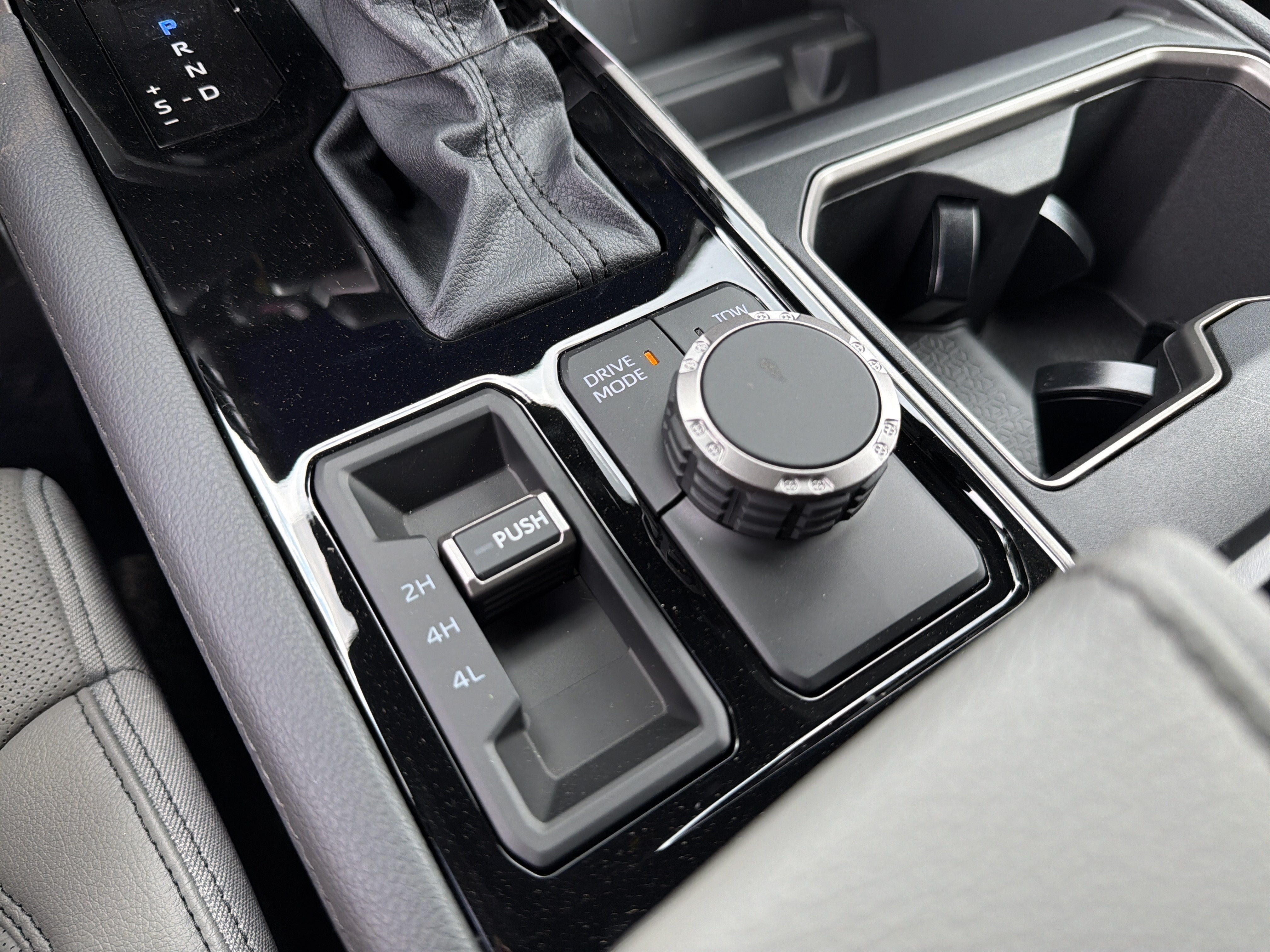 New 2026 Toyota Tundra Limited AWD/4WD image 23