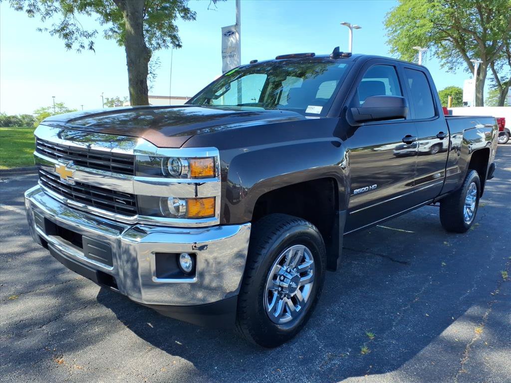 Used 2016 Chevrolet Silverado 2500 LT w/ LT Convenience Package AWD/4WD image 3