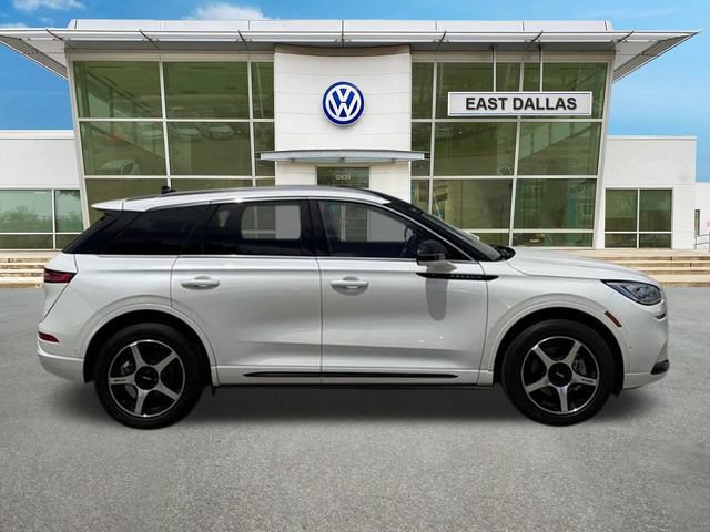 Used 2022 Lincoln Corsair Grand Touring w/ Elements Technology Bundle AWD/4WD image 2