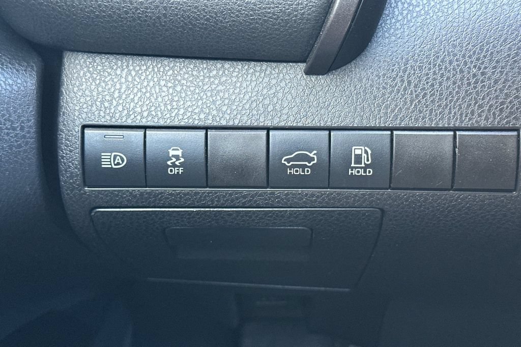 Used 2021 Toyota Camry SE FWD image 27