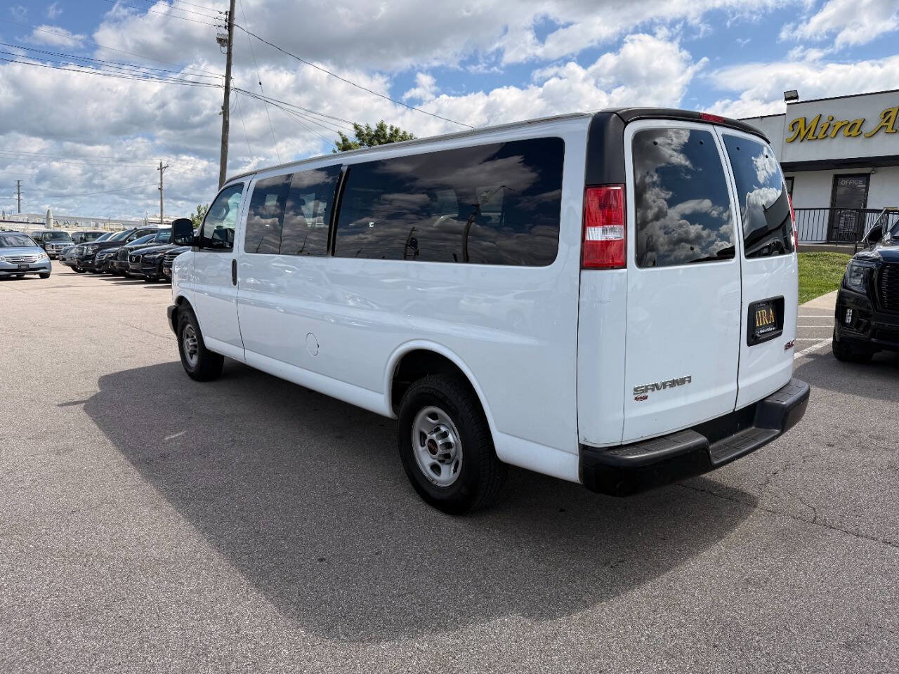 Used 2017 GMC Savana 3500 LS RWD image 8