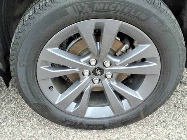Certified 2024 Ford Explorer XLT w/ Equipment Group 202A AWD/4WD image 12