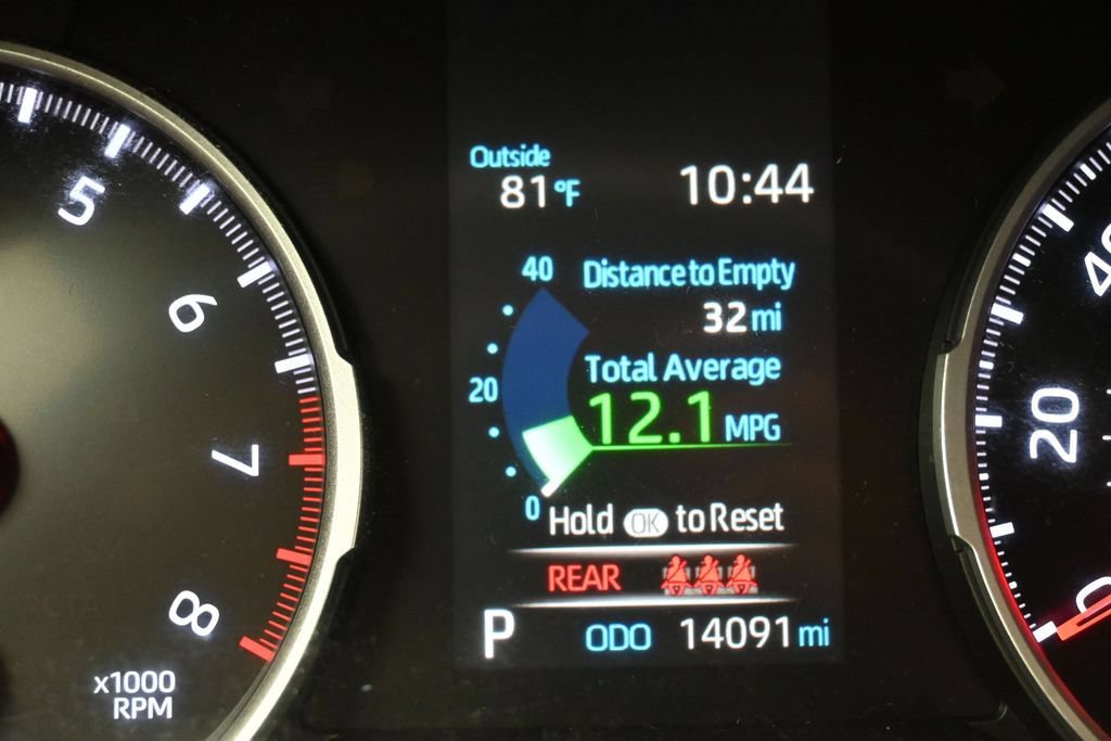 Certified 2020 Toyota RAV4 XLE Premium AWD/4WD image 16