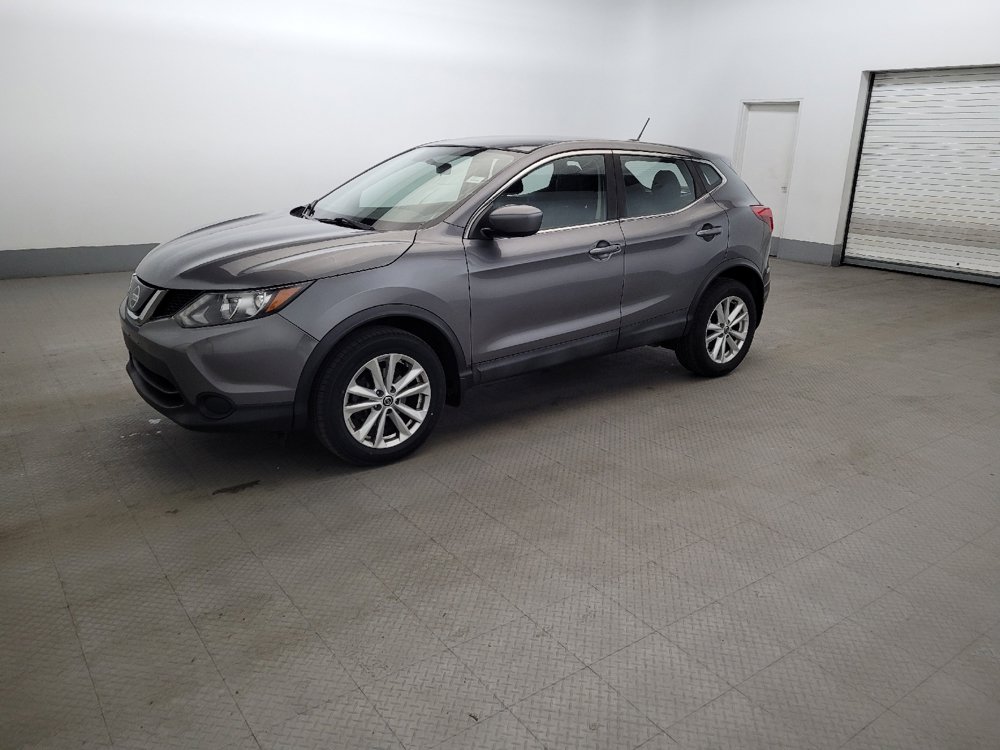 Used 2019 Nissan Rogue Sport S w/ Appearance Package AWD/4WD image 2