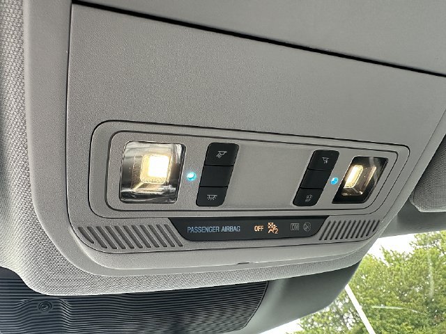 Used 2023 Ford Explorer XLT w/ Equipment Group 202A AWD/4WD image 34