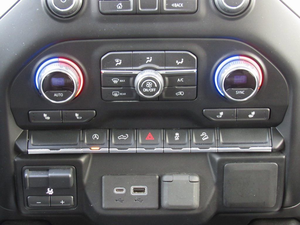 Used 2020 Chevrolet Silverado 1500 RST AWD/4WD image 29