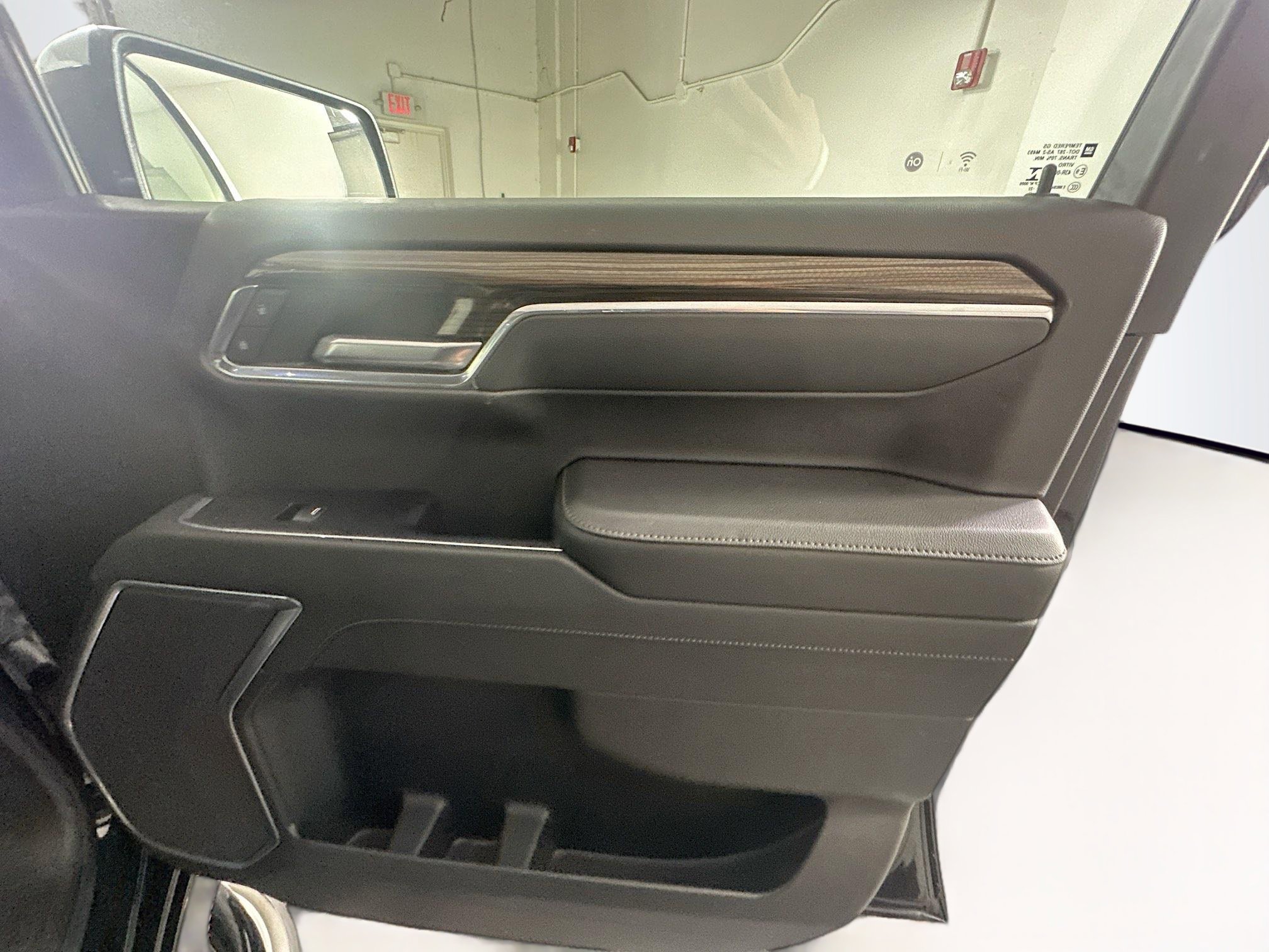 Used 2022 Chevrolet Silverado 1500 LT image 31